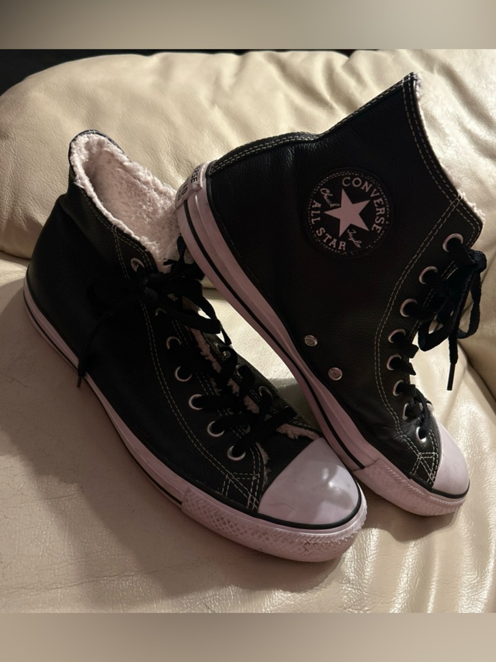Converse Chuck Taylor All Star High  Leather Black White Unisex 9 Men/11 Women